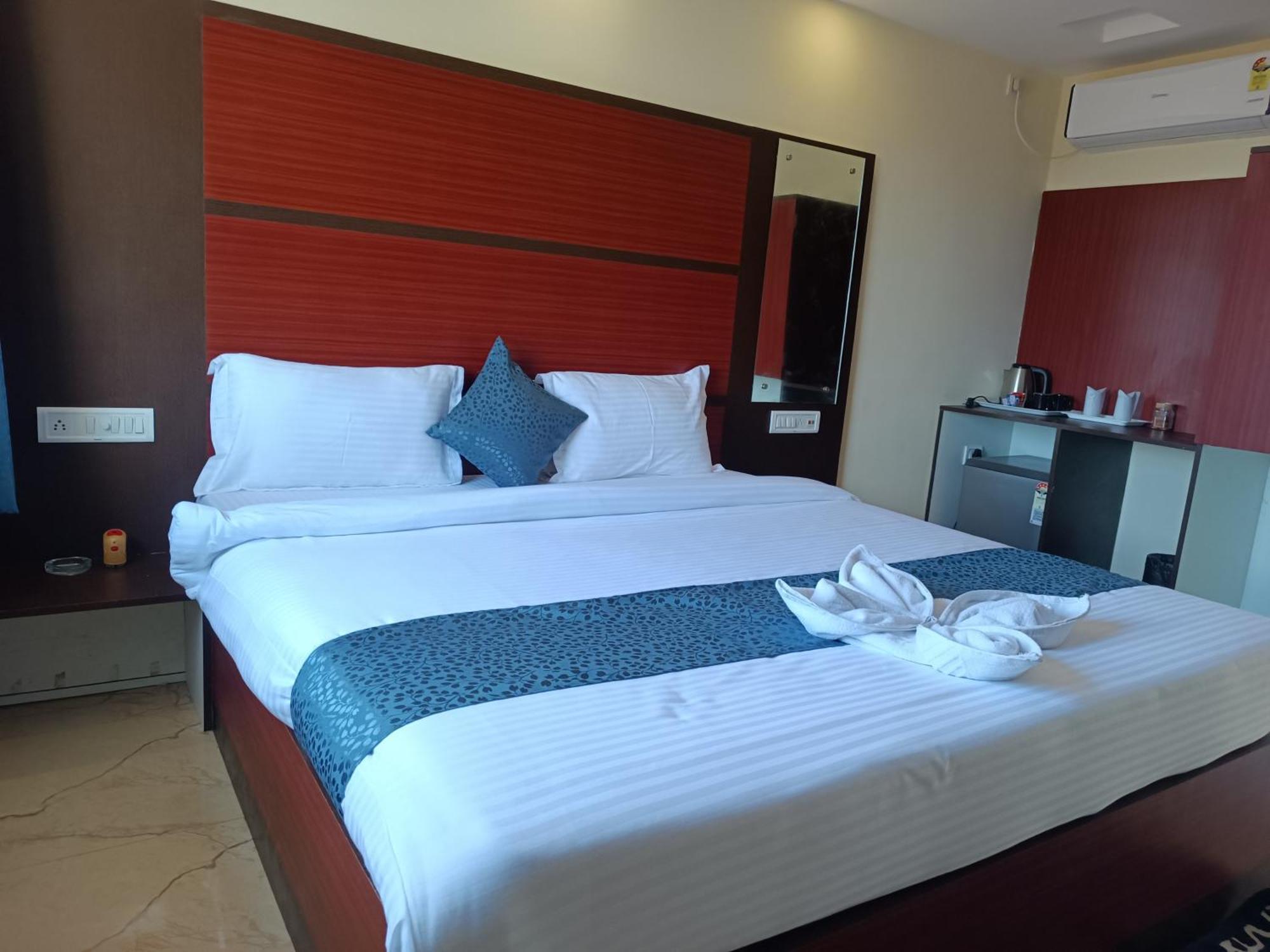 Mom Hotel - Unit Of Mom Hotel Пури Екстериор снимка