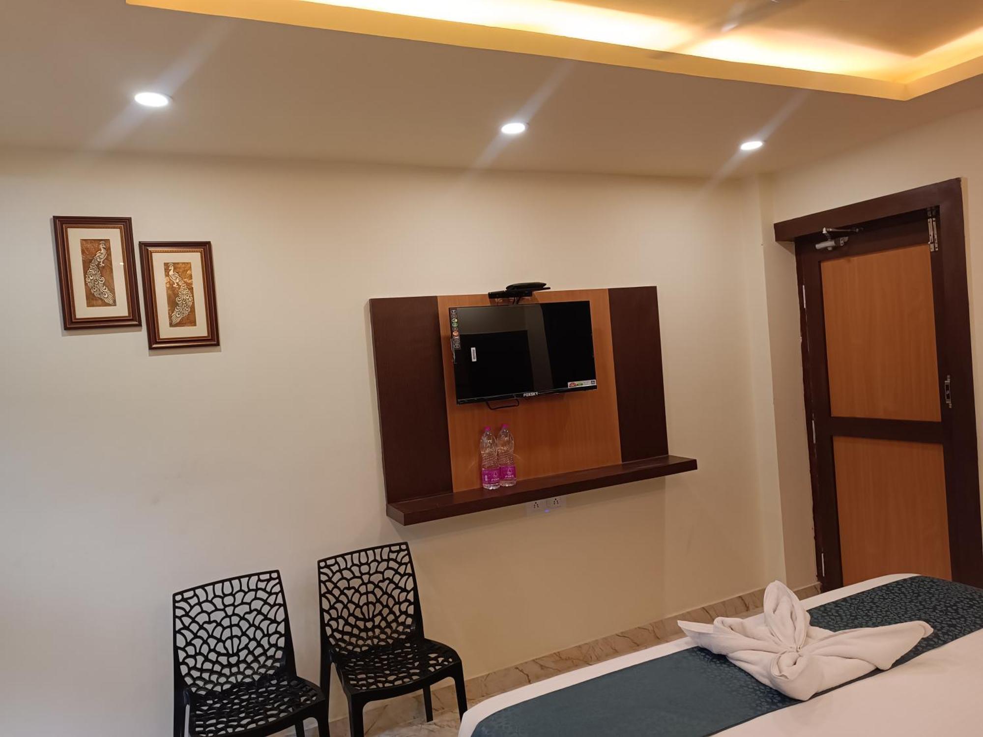 Mom Hotel - Unit Of Mom Hotel Пури Екстериор снимка