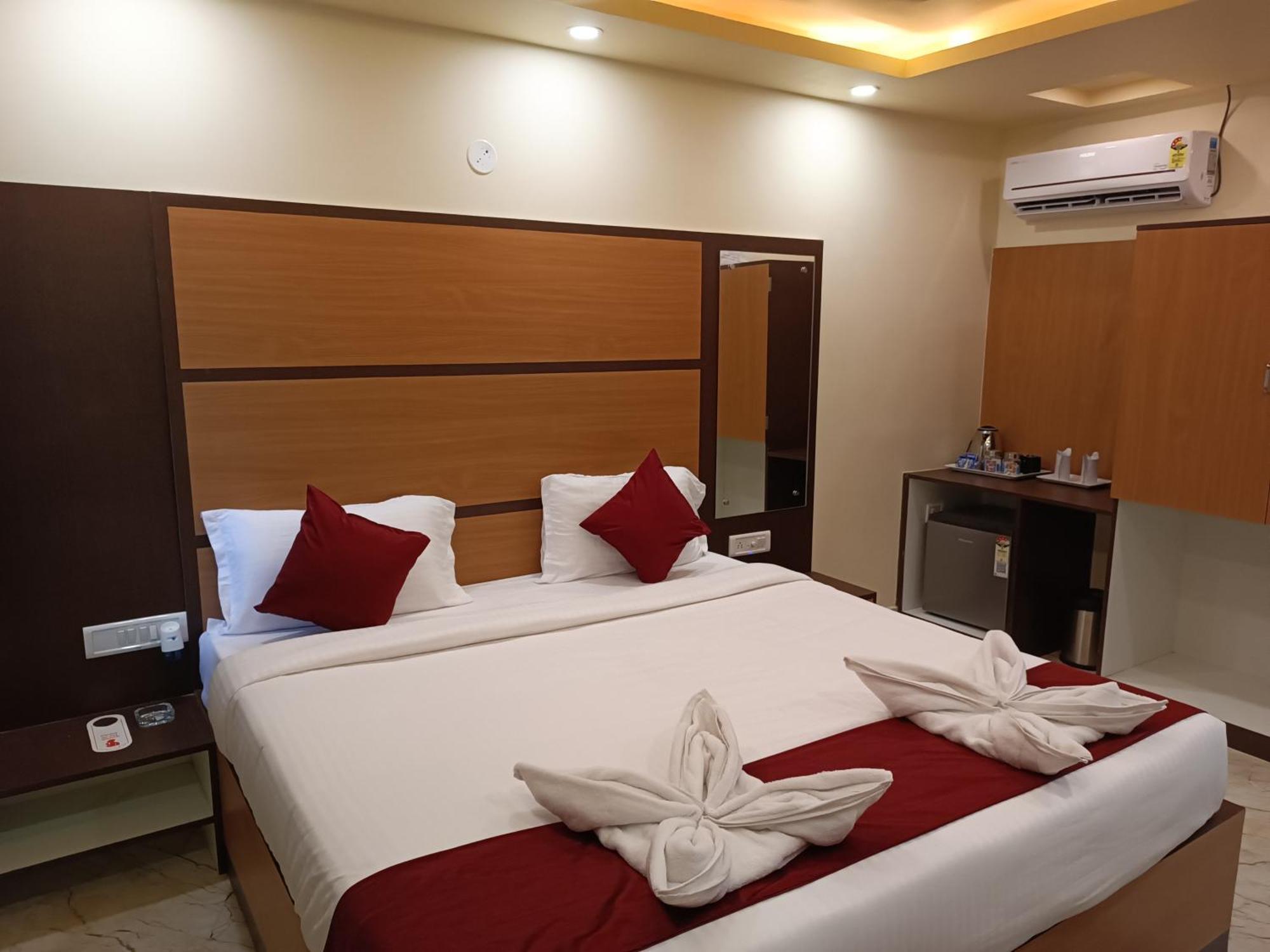 Mom Hotel - Unit Of Mom Hotel Пури Екстериор снимка