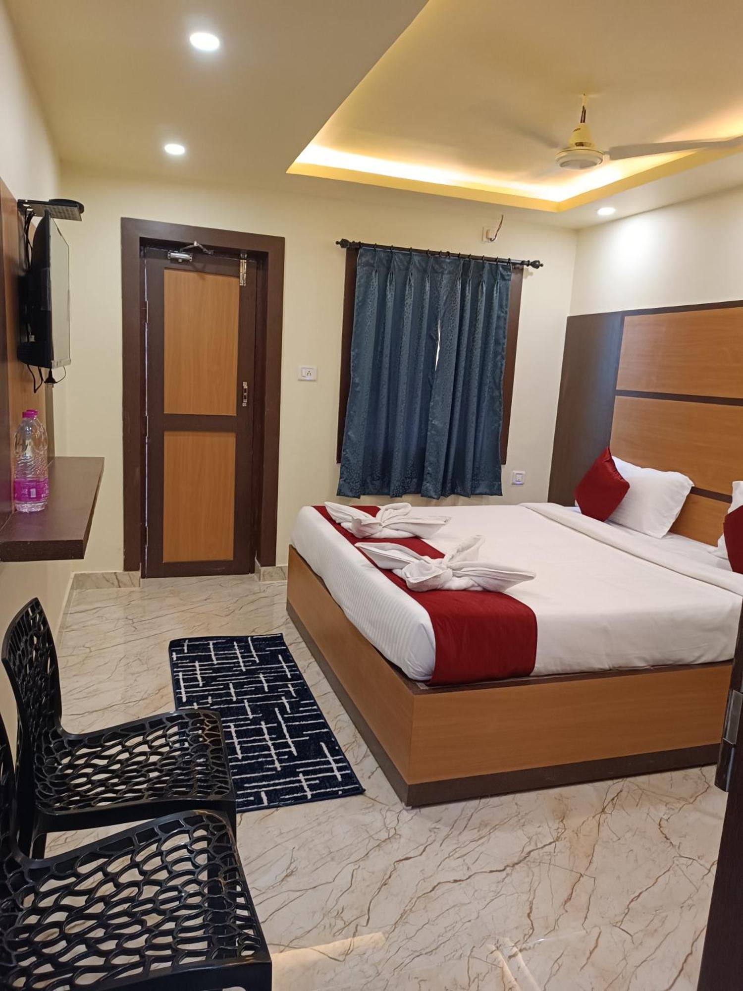 Mom Hotel - Unit Of Mom Hotel Пури Екстериор снимка